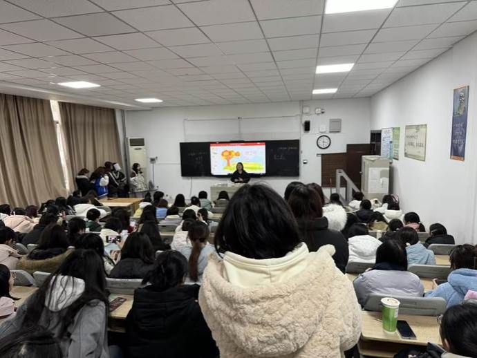 d8e102db-0d59-42b7-87d9-4cd504204780